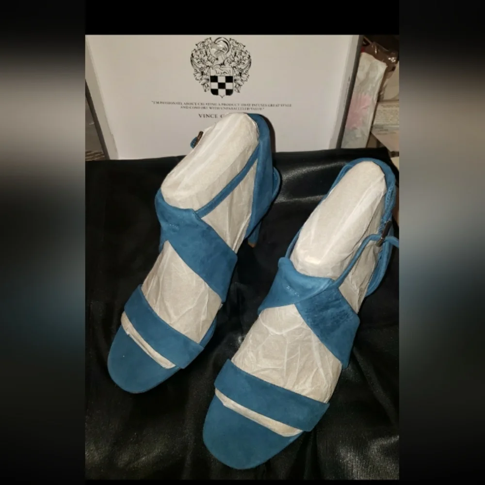 NWT Vince Camuto VC- Kalintie Suede Shoes - Picture 1 of 12